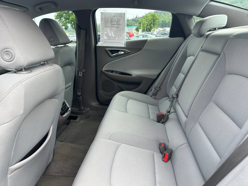 Used 2022 Chevrolet Malibu LT FWD image 14