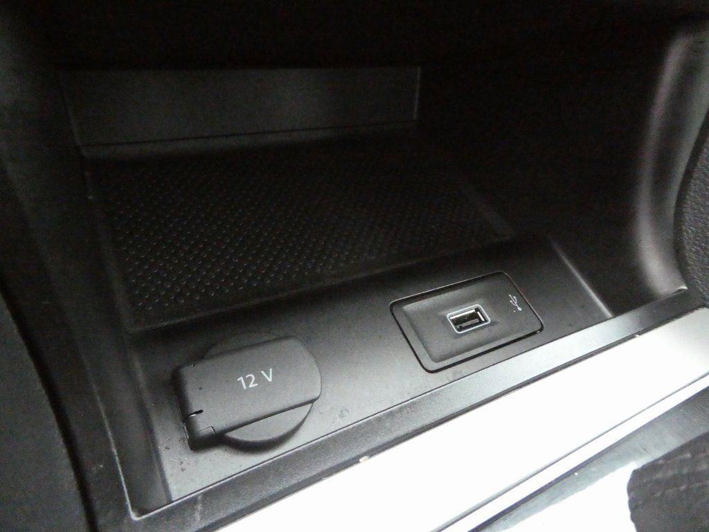 Used 2020 Volkswagen Passat 2.0T SE image 17