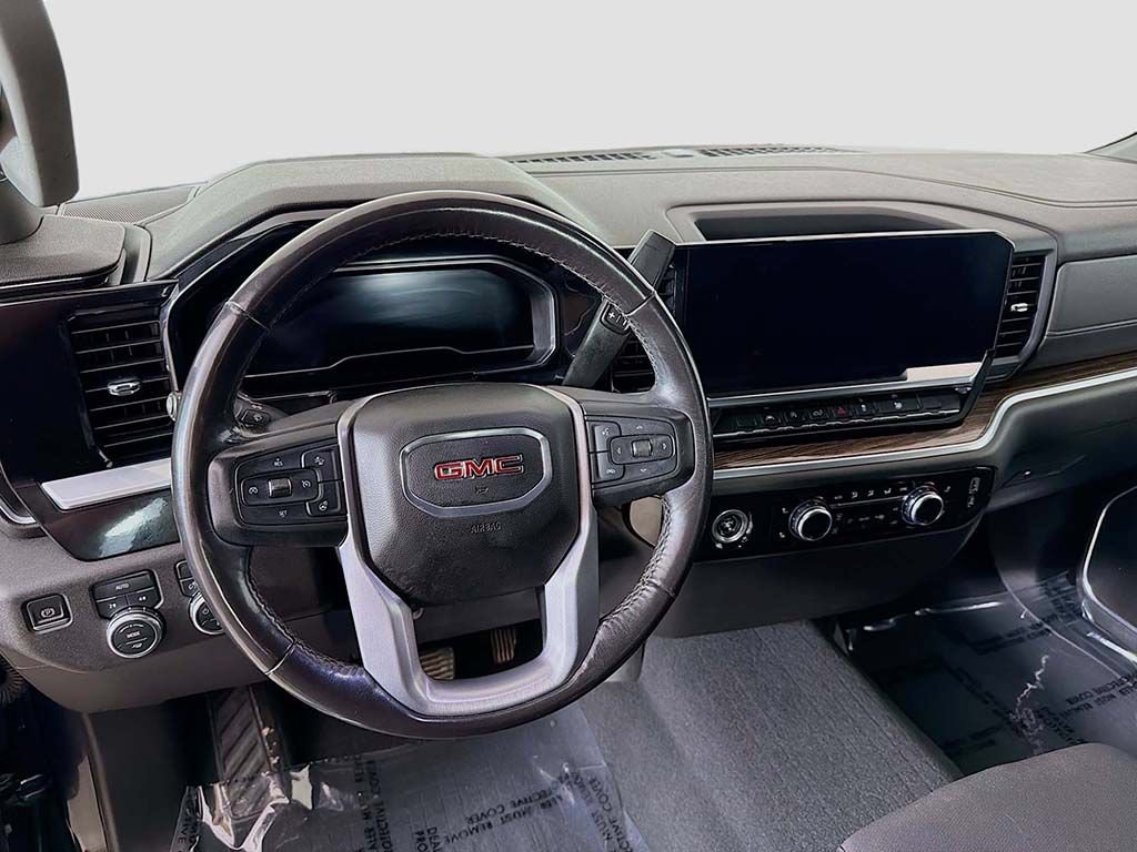 Used 2022 GMC Sierra 1500 Elevation w/ LPO, Elevation Black Package AWD/4WD image 21