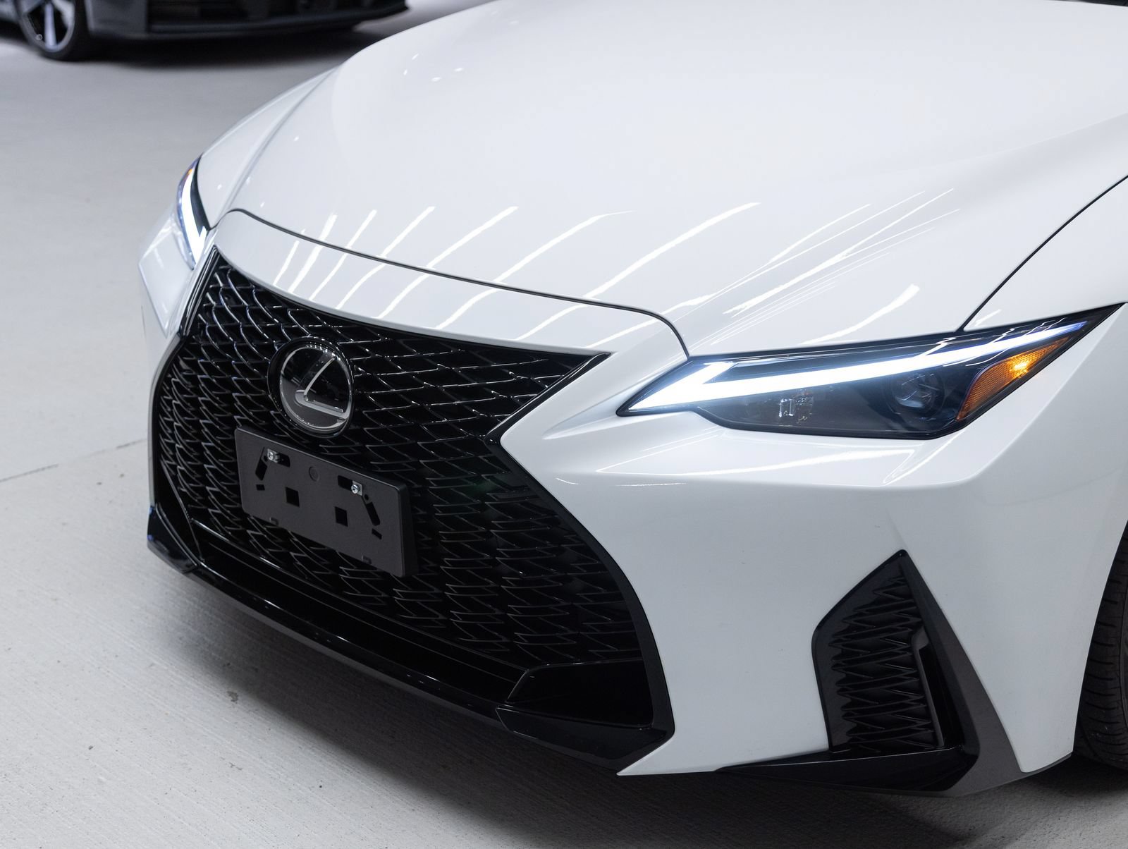 Used 2025 Lexus IS 350 F Sport w/ Accessory Package RWD image 30