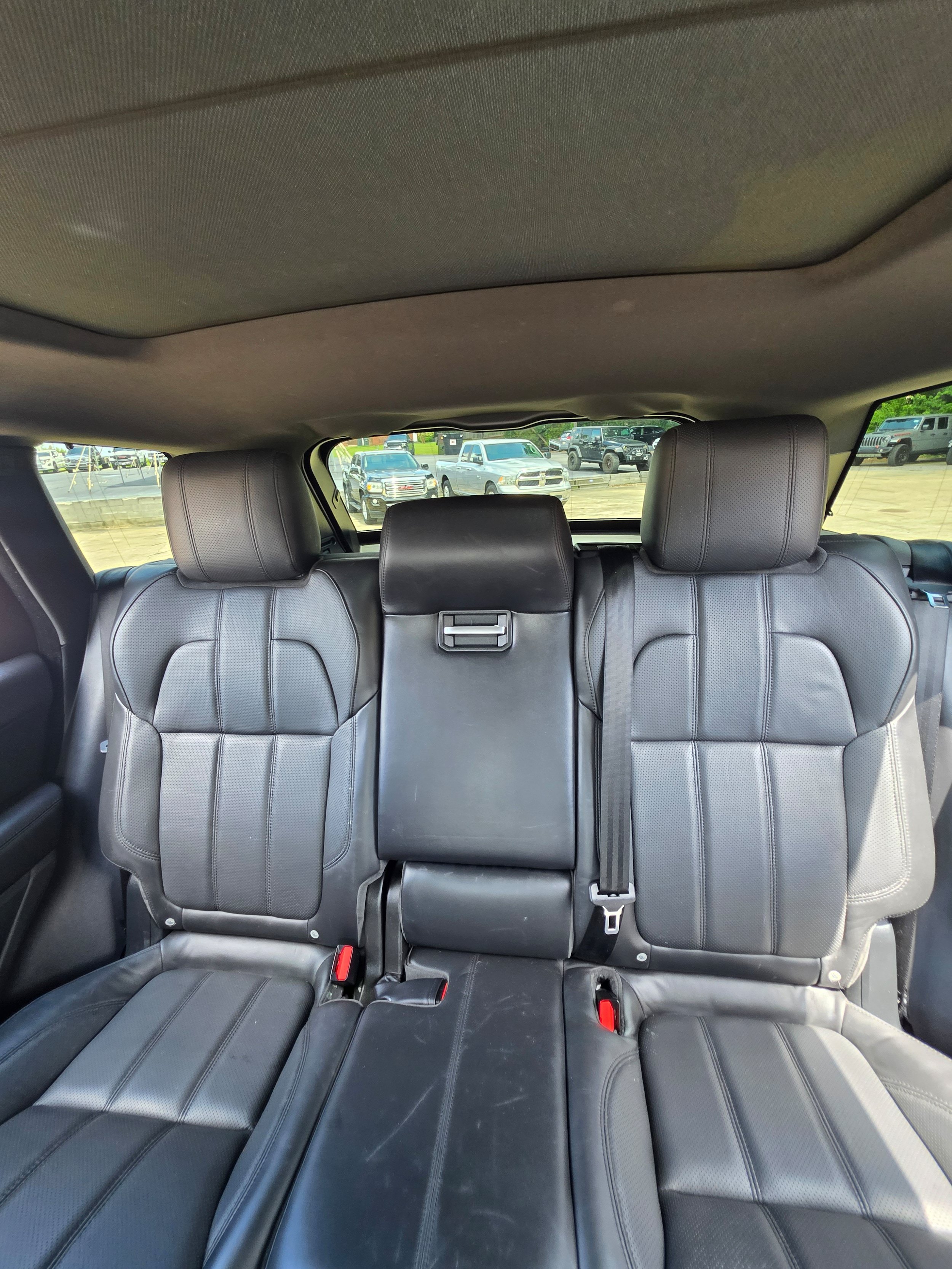 Used 2017 Land Rover Range Rover Sport HSE AWD/4WD image 24