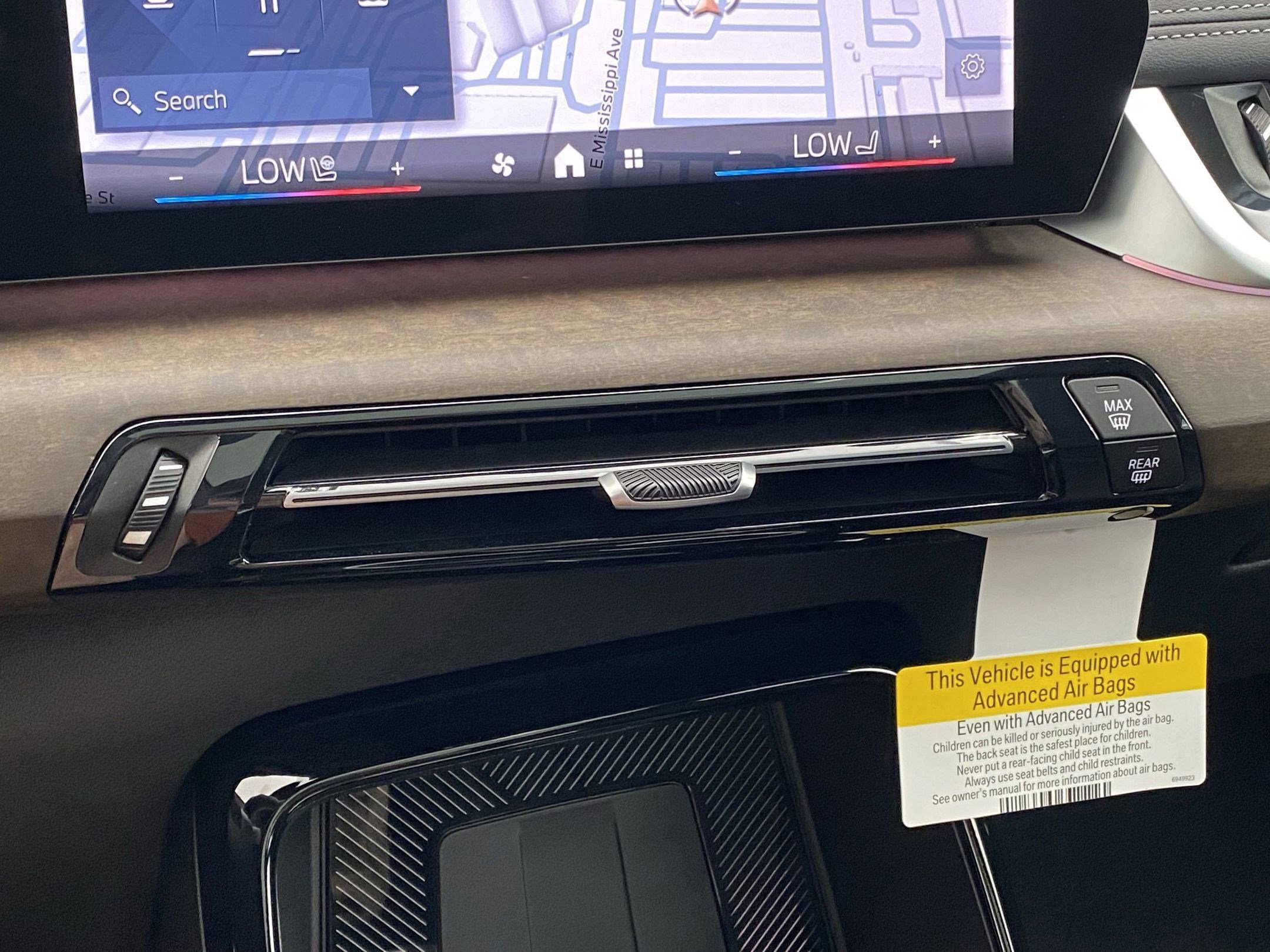 Used 2025 BMW X1 xDrive28i w/ Technology Package image 18