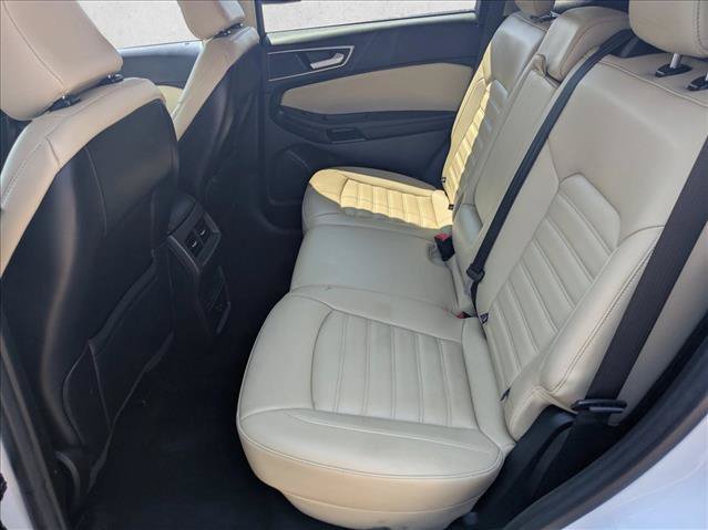 Used 2022 Ford Edge SEL AWD/4WD image 18
