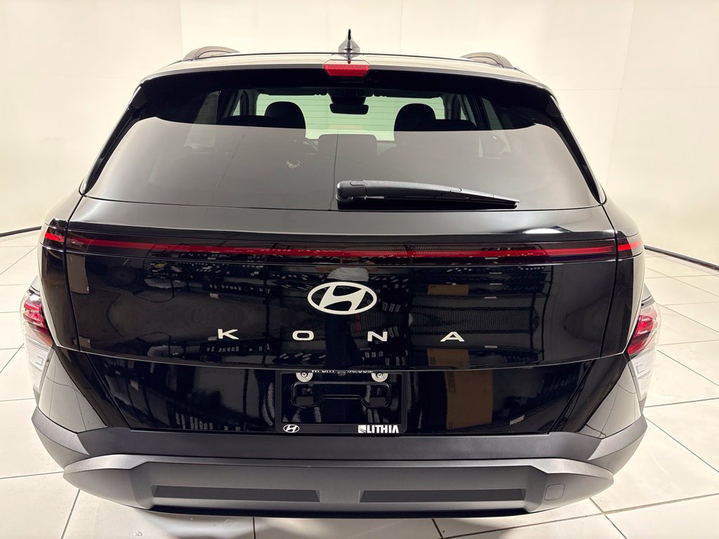 New 2027 Hyundai Kona SEL Sport FWD image 4