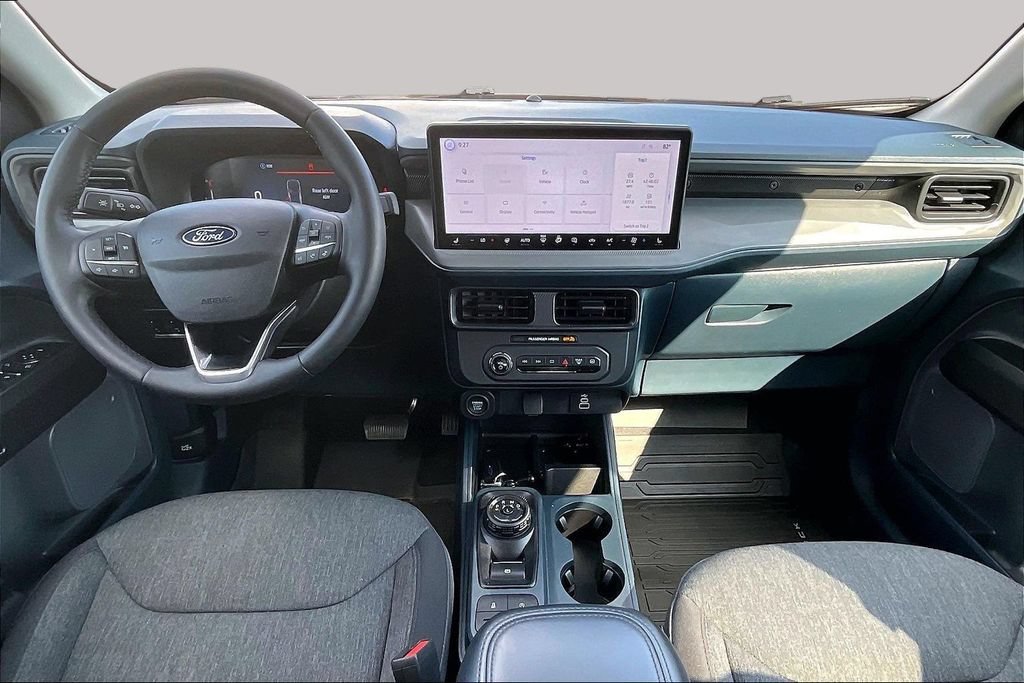 Certified 2025 Ford Maverick XLT w/ XLT Luxury Package AWD/4WD image 16