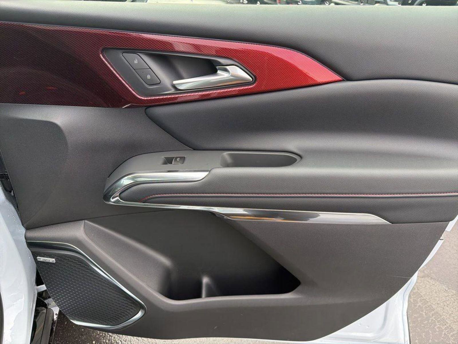 New 2026 Chevrolet Traverse RS w/ LPO, Floor Liner Package image 32