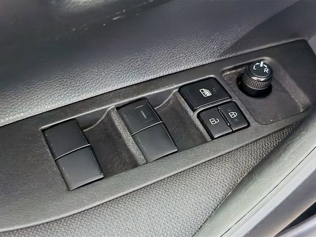 Used 2021 Toyota Corolla LE FWD image 19
