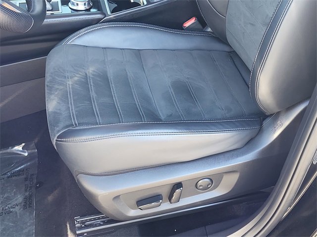 Used 2024 Mitsubishi Outlander SE image 20