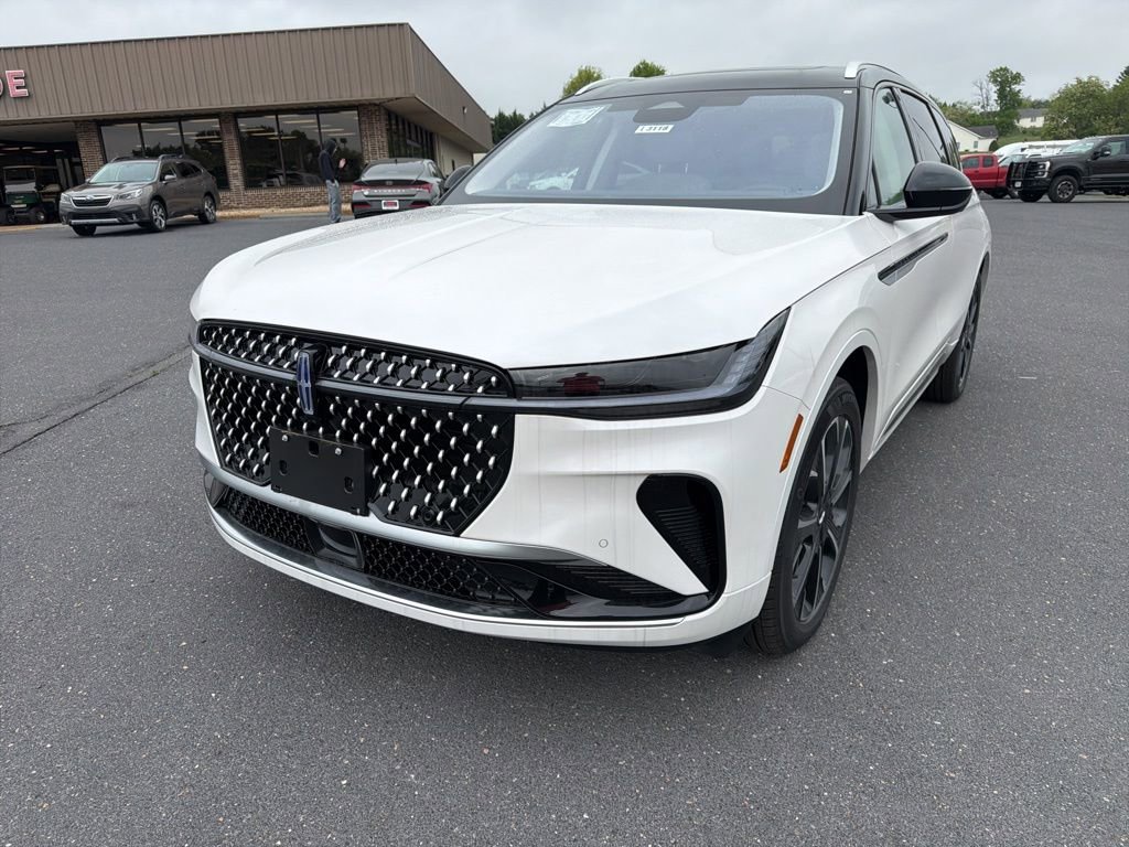 New 2026 Lincoln Nautilus Reserve AWD/4WD image 1