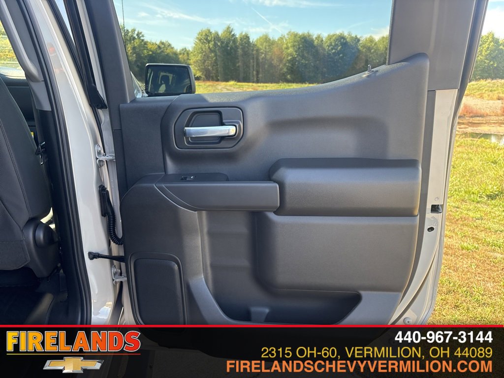 New 2026 Chevrolet Silverado 1500 Custom Trail Boss w/ LPO, Dark Essentials Package image 28