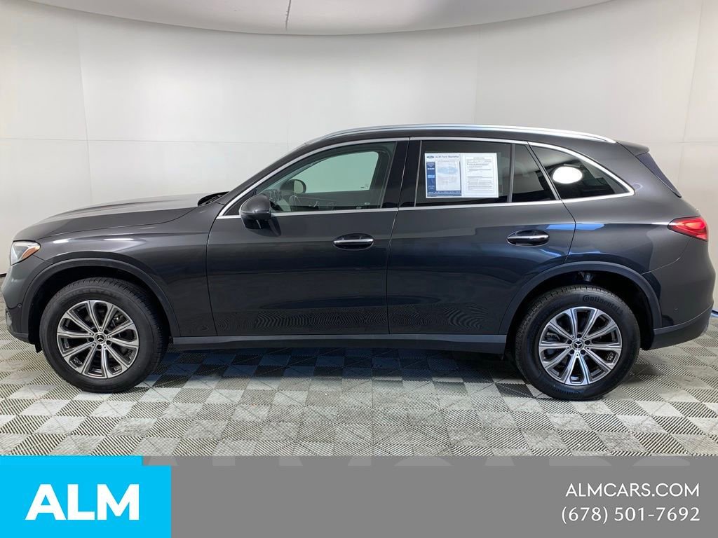 Used 2023 Mercedes-Benz GLC 300 image 6