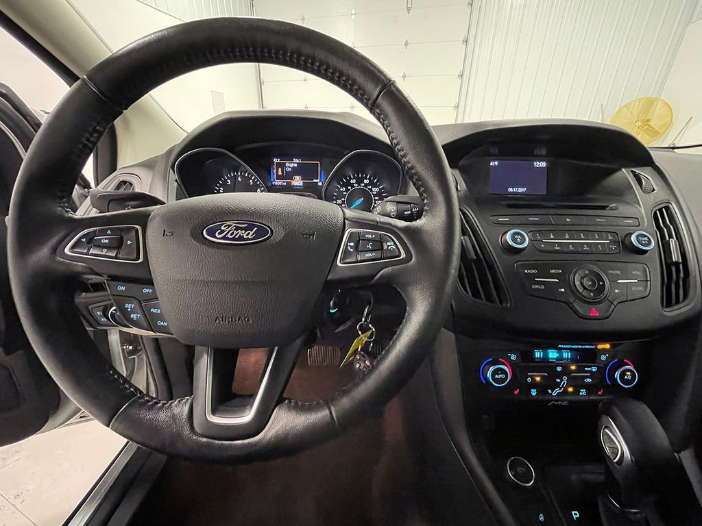 Used 2017 Ford Focus SE image 33