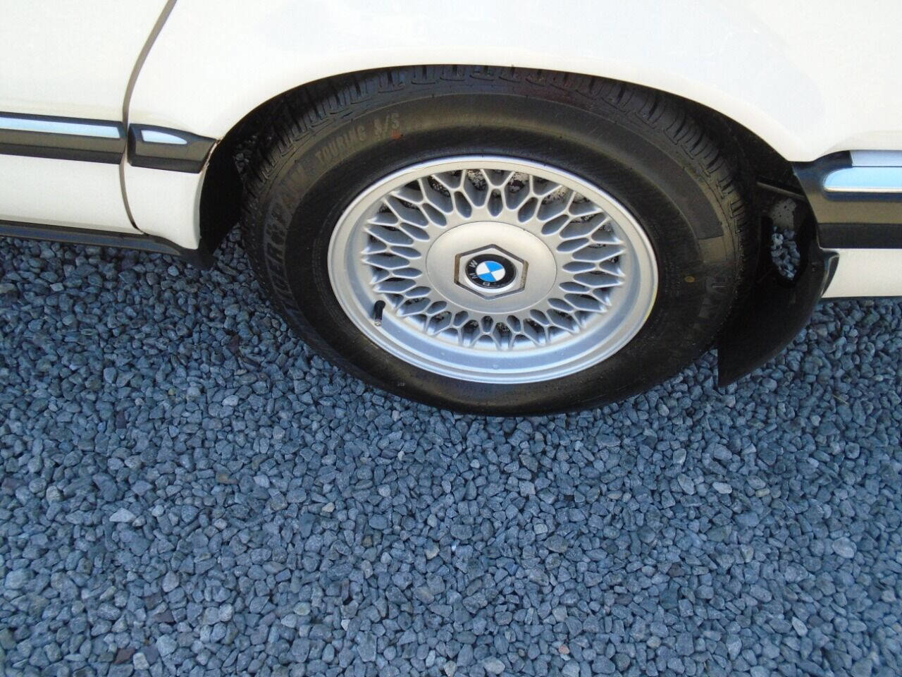 Used 1994 BMW 740i RWD image 13