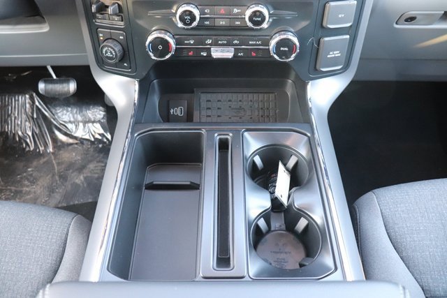 New 2025 Ford F150 XLT w/ Equipment Group 303A High image 15