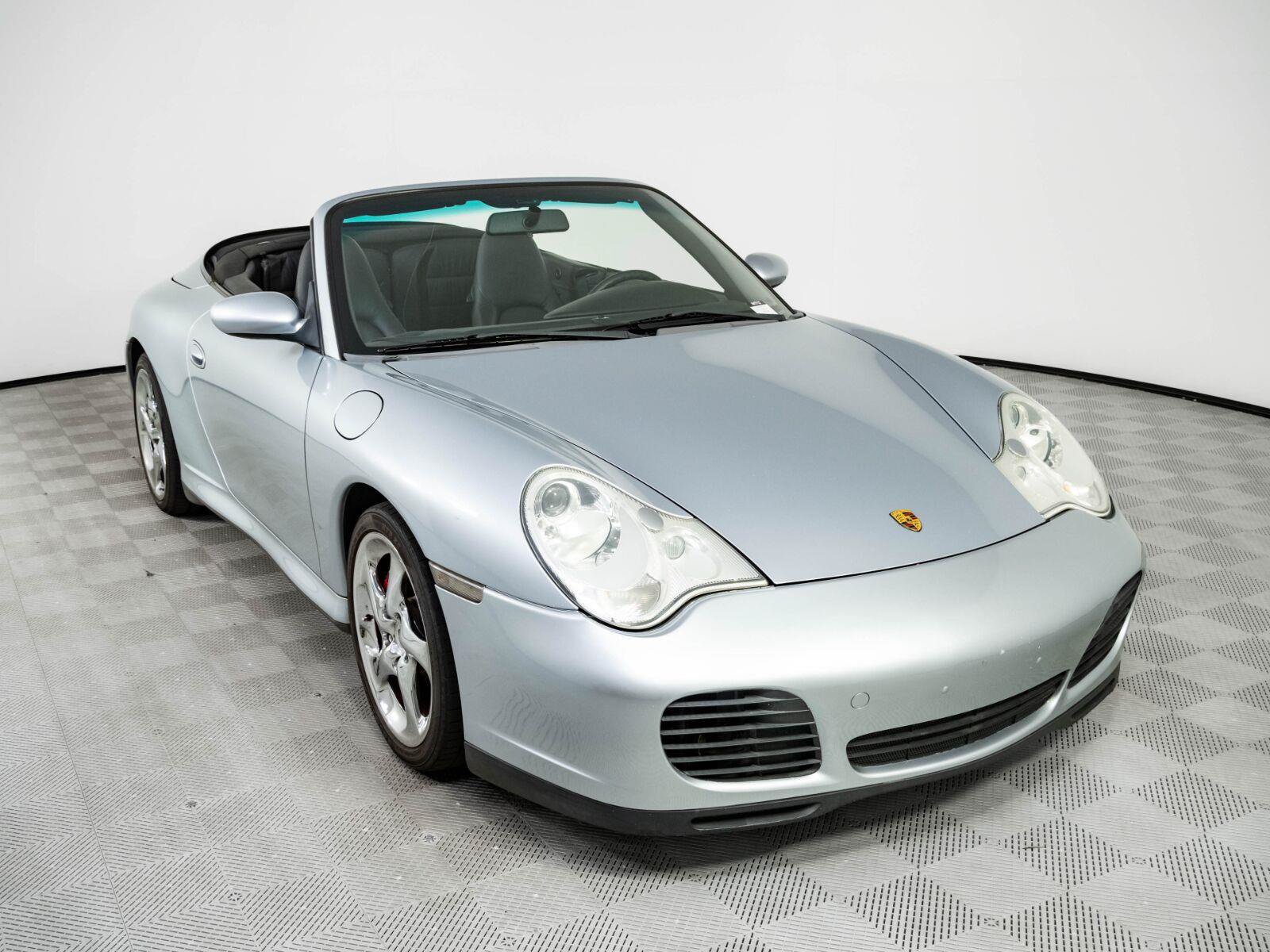 Used 2004 Porsche 911 Carrera 4S AWD/4WD image 17