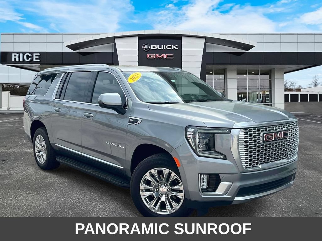 Used 2023 GMC Yukon XL Denali AWD/4WD image 1