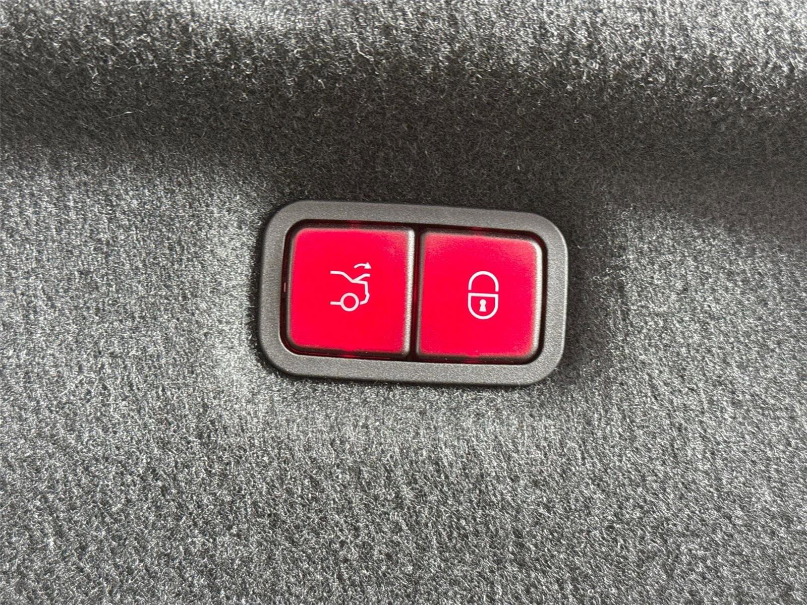 Used 2022 Mercedes-Benz SL 55 AMG 4MATIC image 46