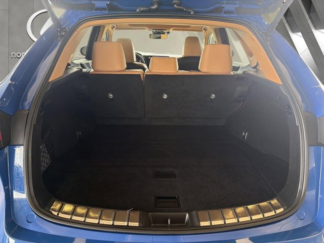 Certified 2025 Lexus NX 250 FWD w/ Towing Package (2000 Lbs) image 23