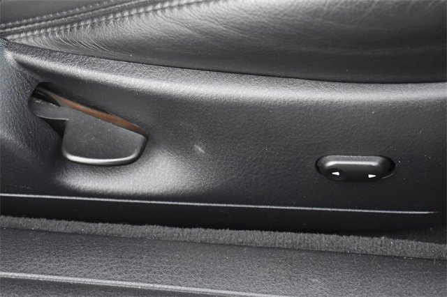 Used 2003 Ford Thunderbird image 13