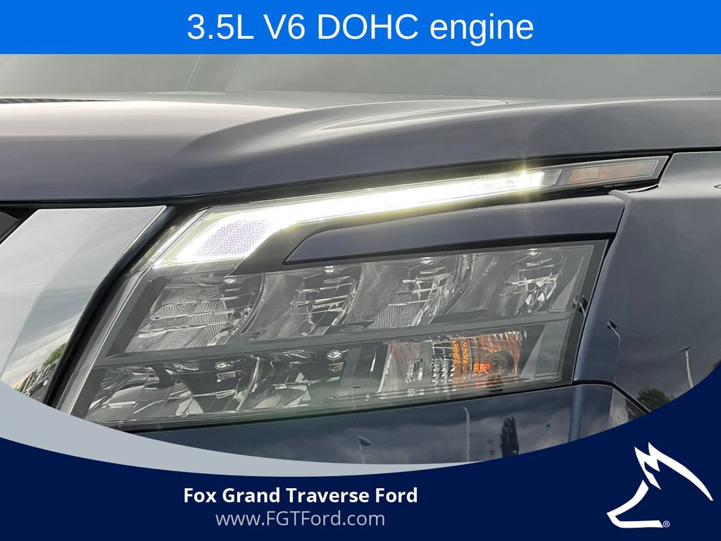 Used 2025 Nissan Pathfinder SV AWD/4WD image 38