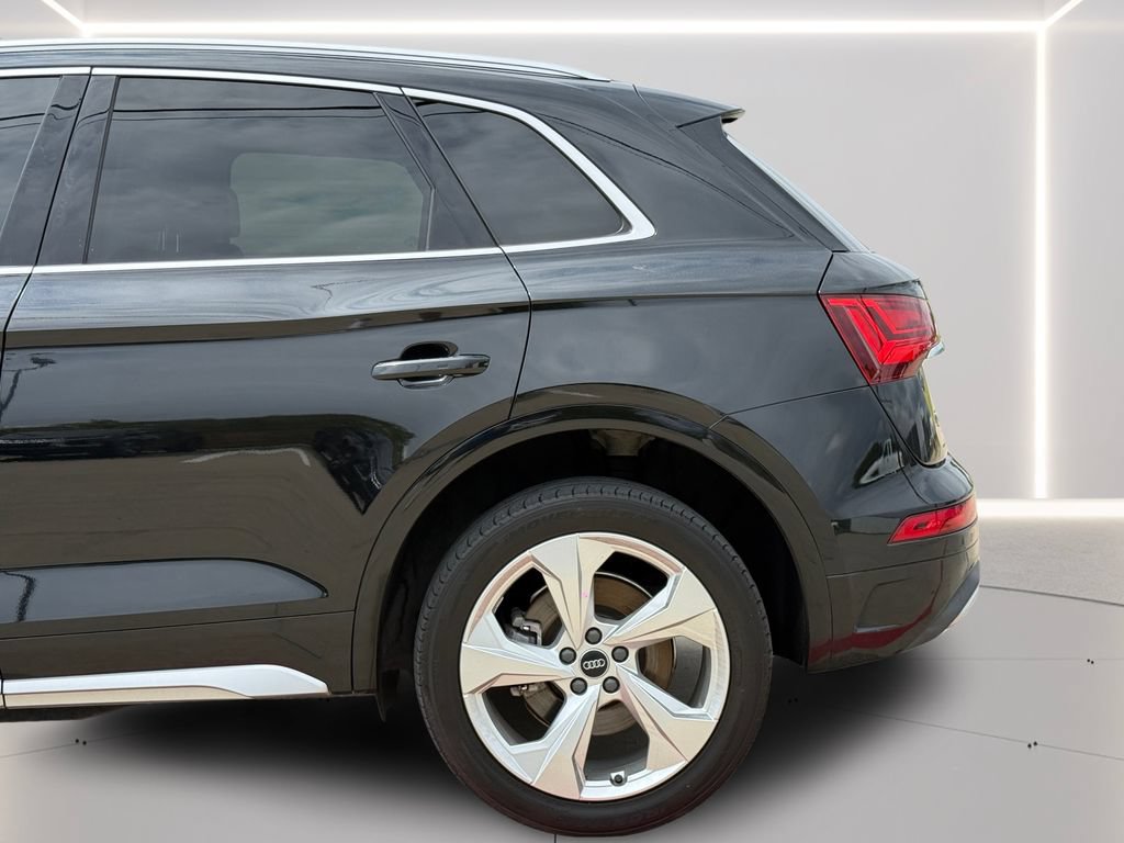 Used 2021 Audi Q5 2.0T Premium Plus w/ Premium Plus Package AWD/4WD image 28