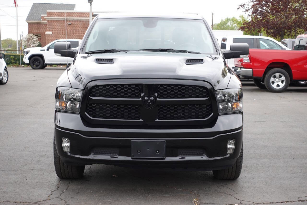 Used 2023 RAM 1500 Classic SLT w/ Electronics Convenience Group AWD/4WD image 5