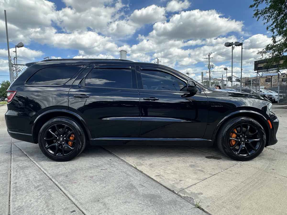 Used 2023 Dodge Durango R/T w/ Hemi Orange Plus Package AWD/4WD image 4
