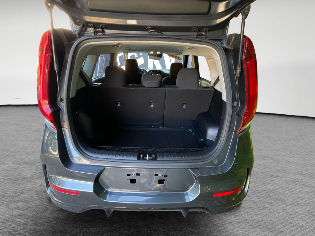 Used 2020 Kia Soul GT-Line FWD image 25