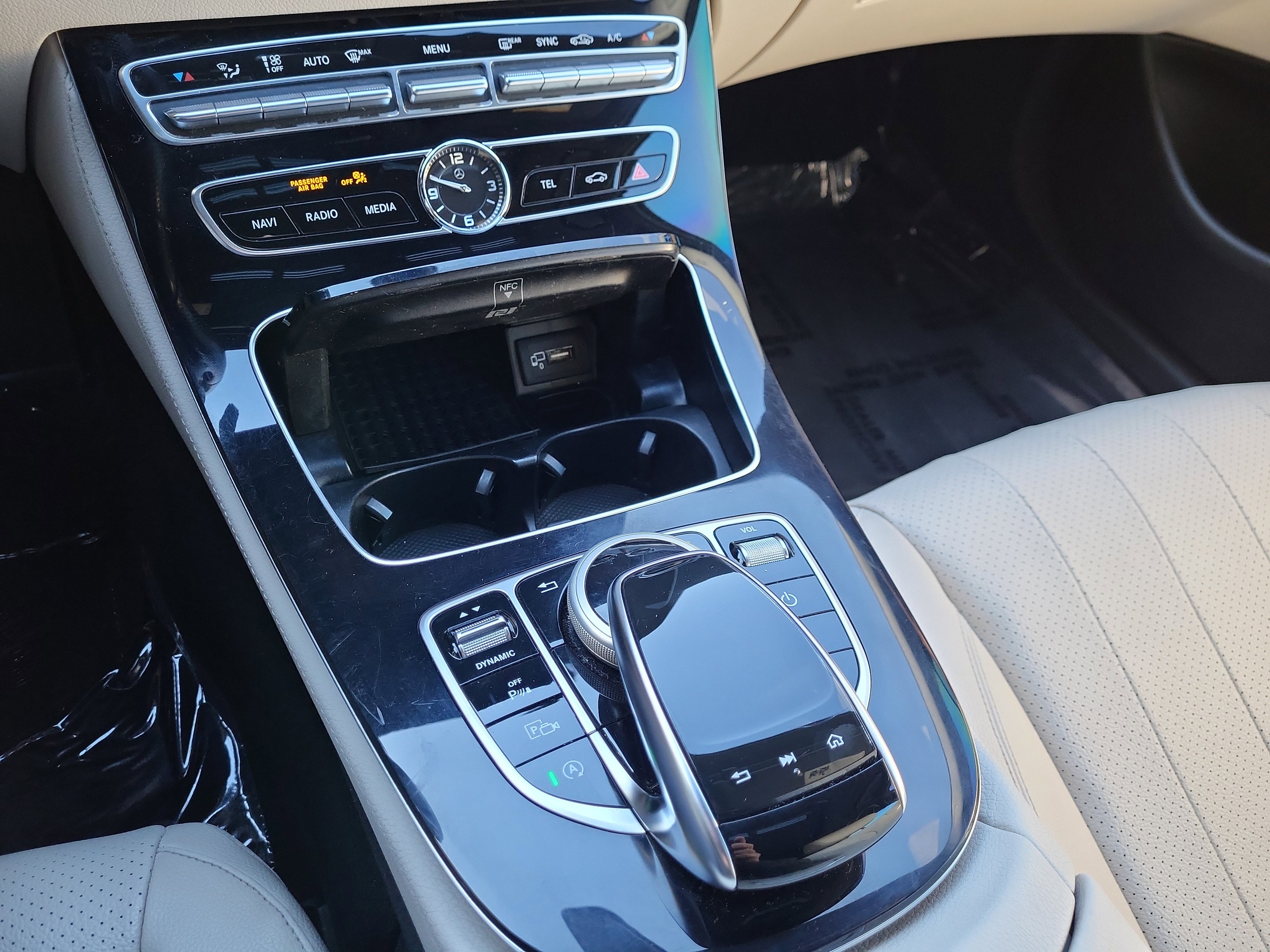 Used 2017 Mercedes-Benz E 300 4MATIC image 11