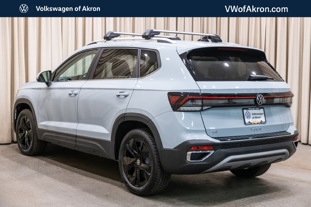 New 2026 Volkswagen Taos SE FWD image 5