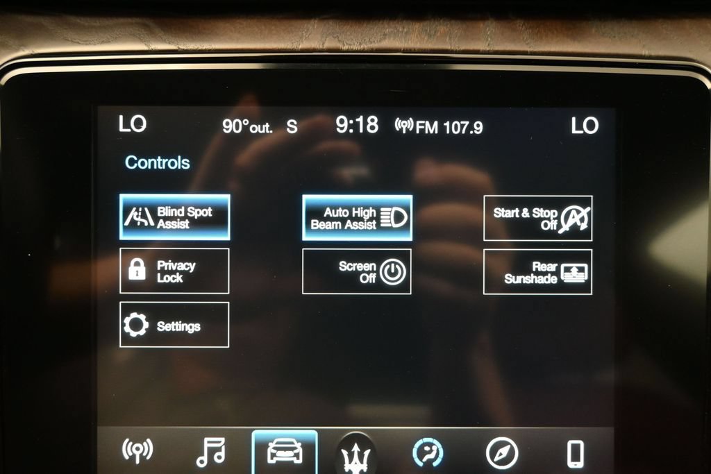 Used 2018 Maserati Quattroporte S Q4 AWD/4WD image 17