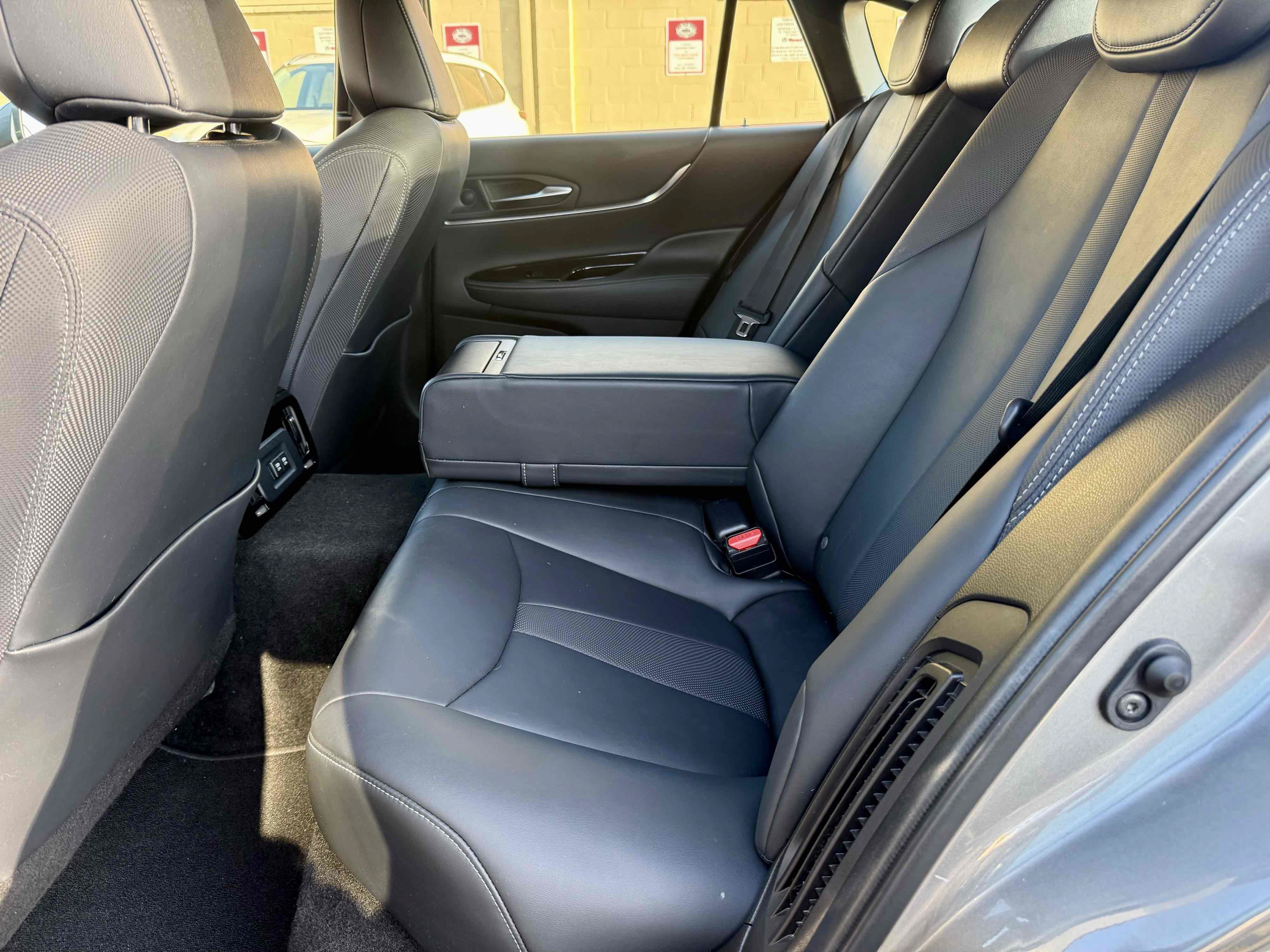 Used 2021 Toyota Mirai w/ Advanced Technology Package RWD image 14