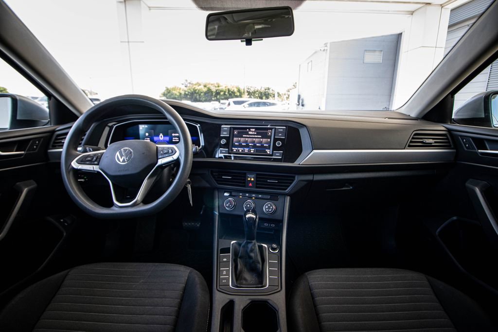 Used 2022 Volkswagen Jetta S FWD image 24