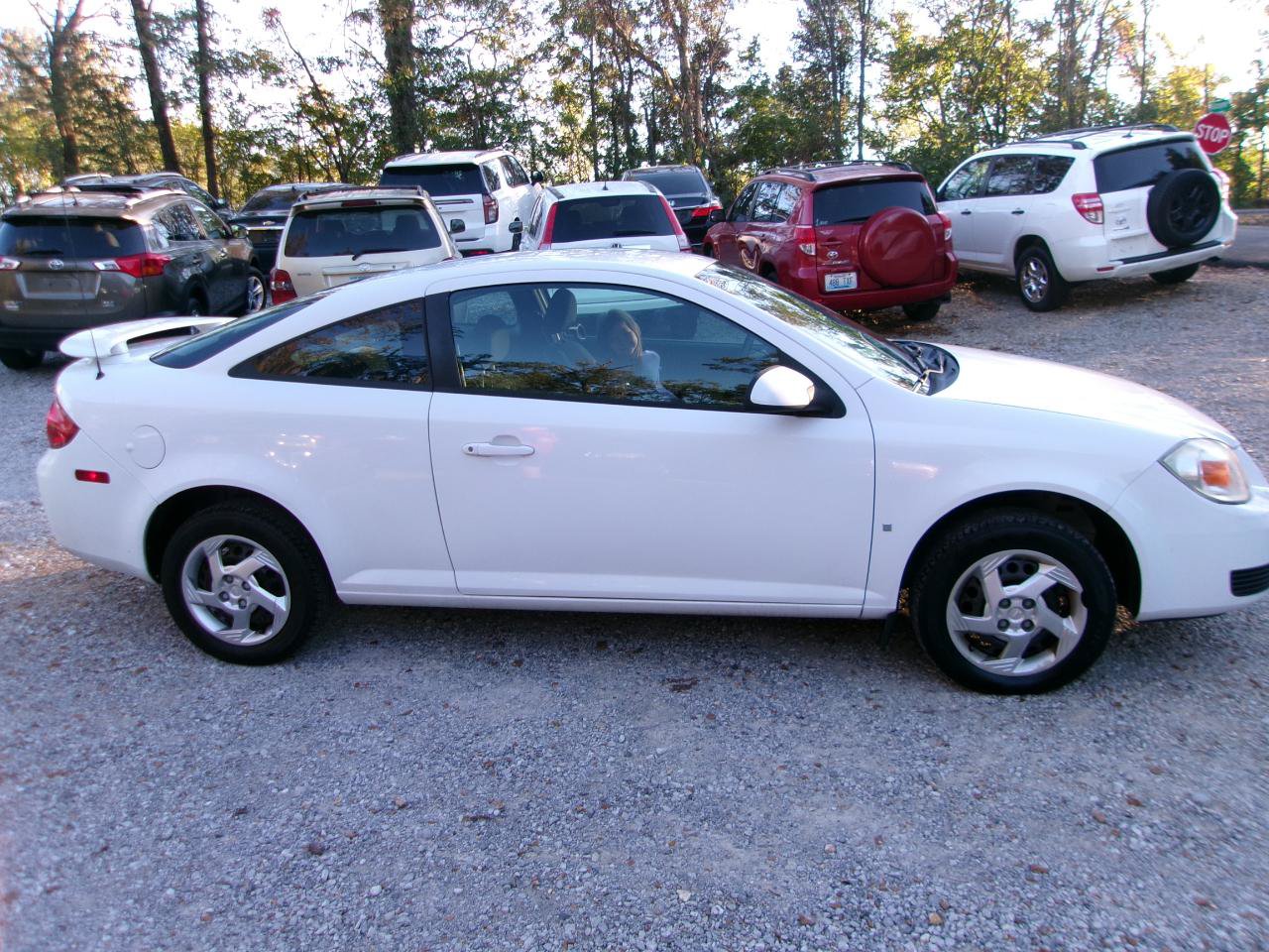 Used 2007 Pontiac G5 FWD image 9