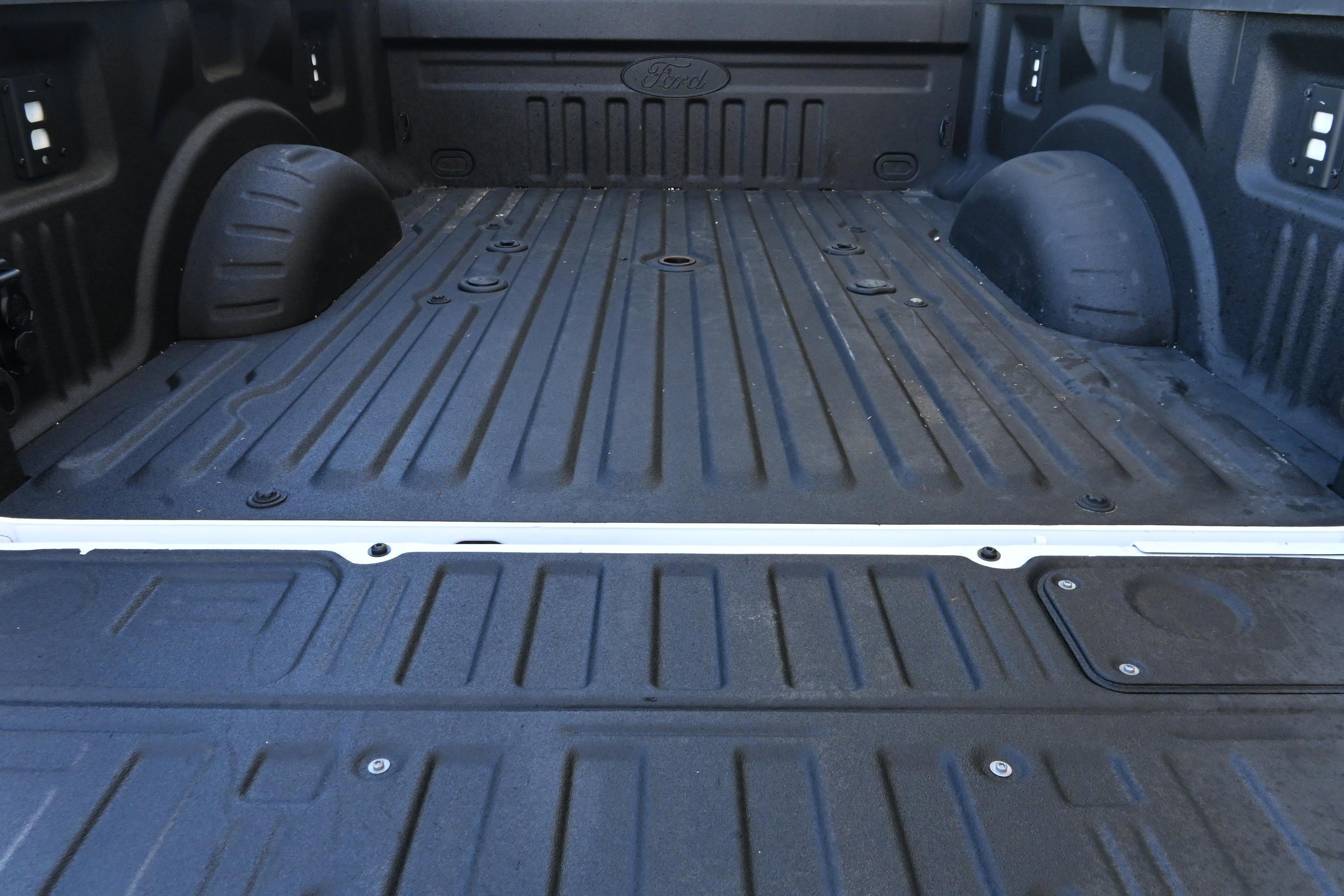 Used 2025 Ford F250 Platinum image 37