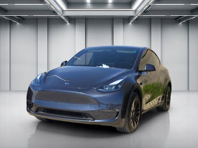 Used 2024 Tesla Model Y Long Range AWD/4WD image 3