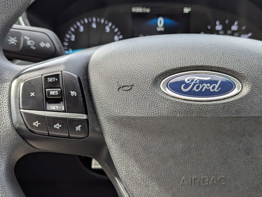 Used 2022 Ford Escape SE FWD image 14