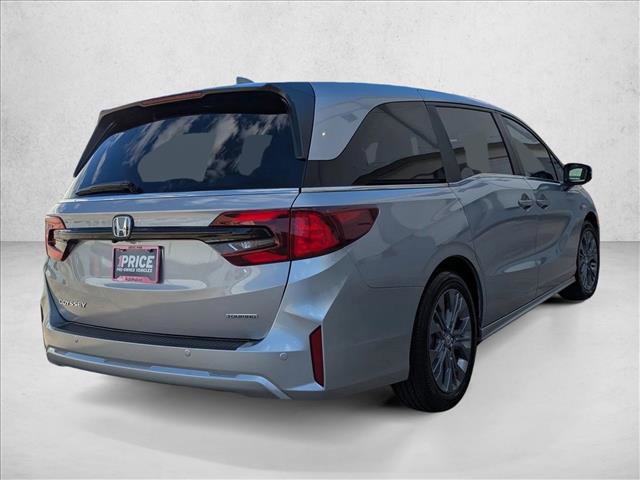 Used 2025 Honda Odyssey Touring image 5