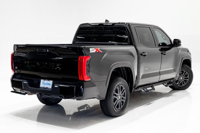 Used 2025 Toyota Tundra SR5 w/ SR5 Convenience Package AWD/4WD image 32