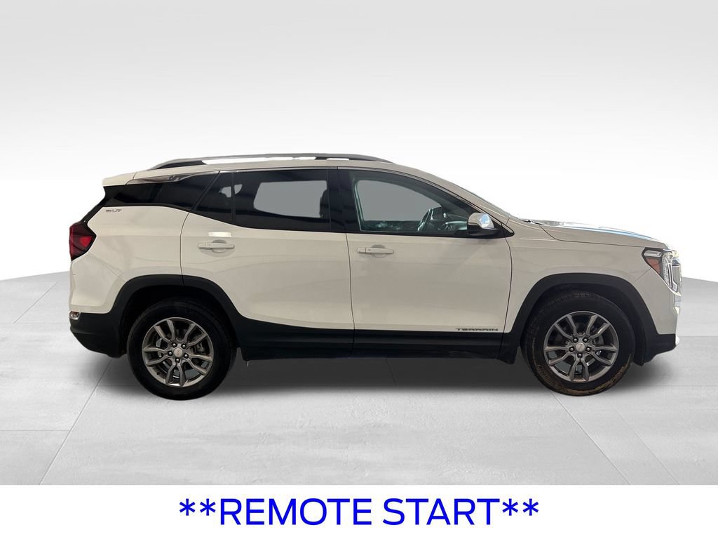 Used 2024 GMC Terrain SLT AWD/4WD image 9