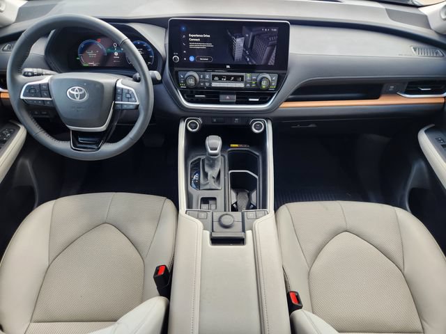 Certified 2026 Toyota Grand Highlander AWD Hybrid image 26
