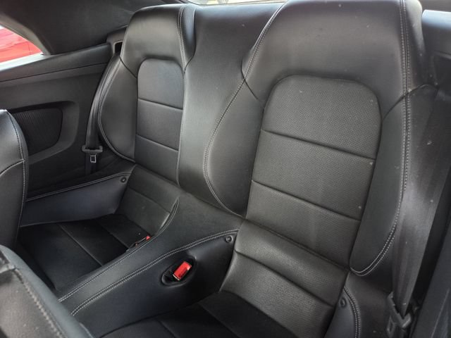 Certified 2019 Ford Mustang GT Premium w/ Black Accent Package RWD image 11