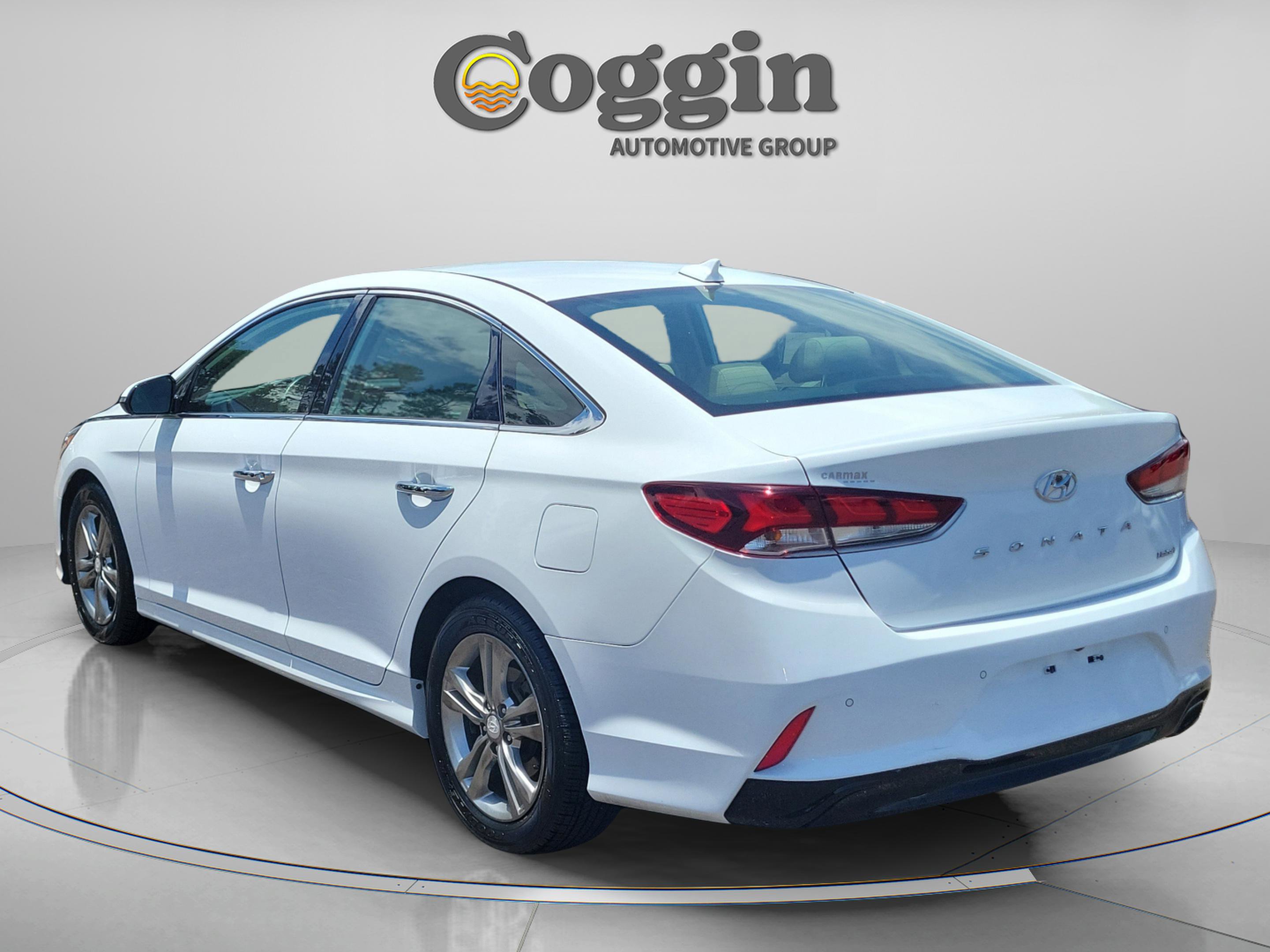Used 2018 Hyundai Sonata Limited w/ Limited Ultimate Package 03 FWD image 3