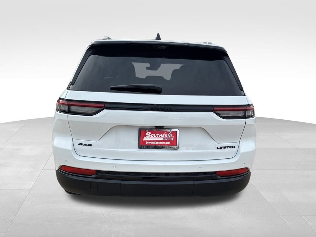 New 2025 Jeep Grand Cherokee Limited w/ Luxury Tech Group II image 4
