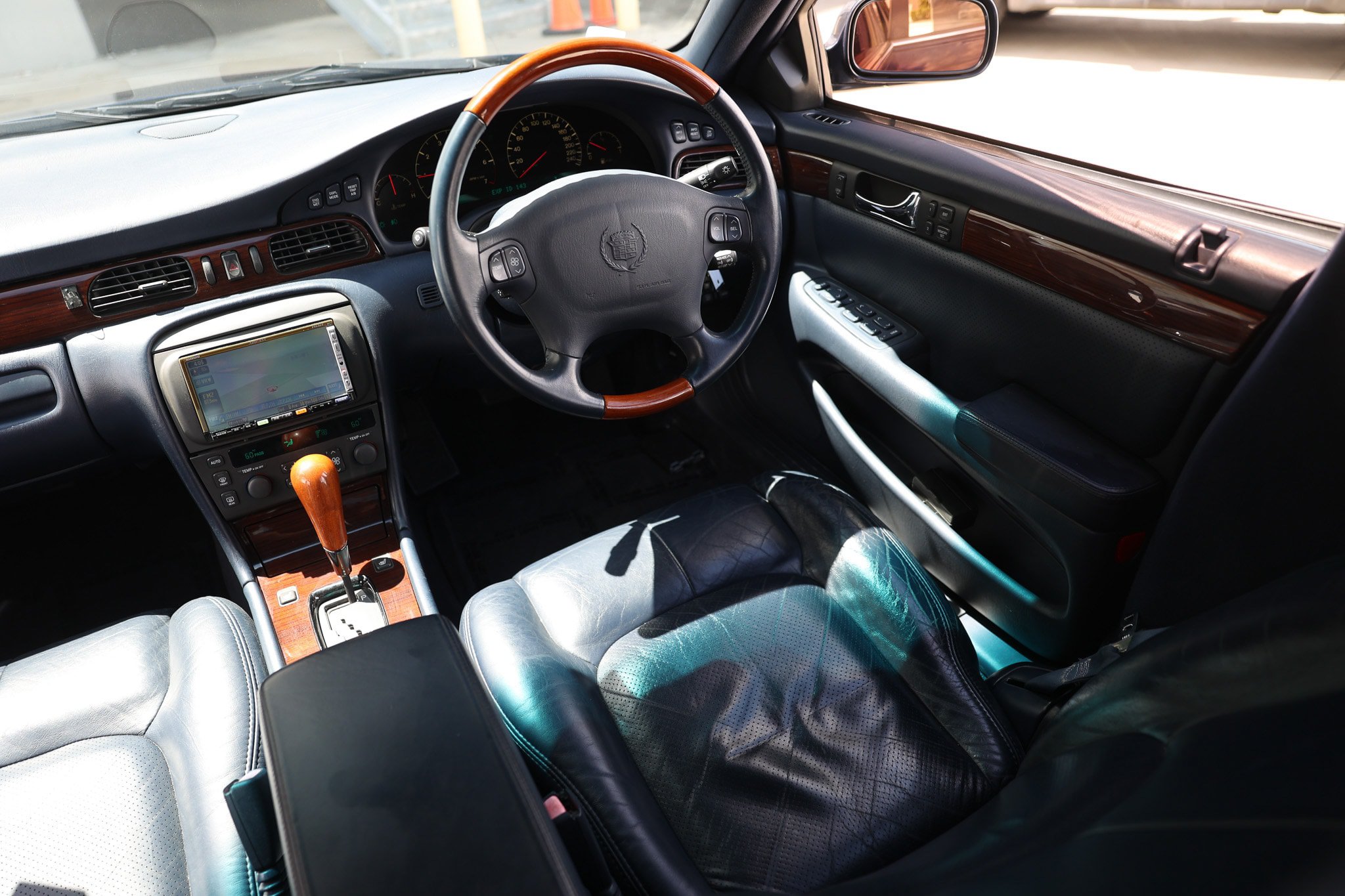 Used 1999 Cadillac Seville STS FWD image 25