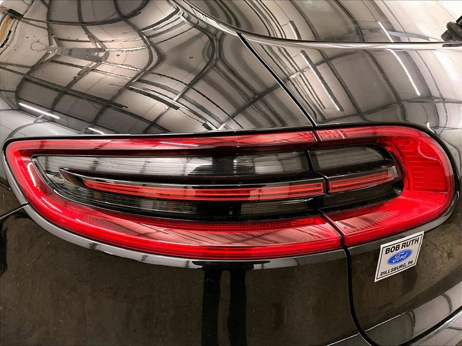 Used 2017 Porsche Macan S image 29