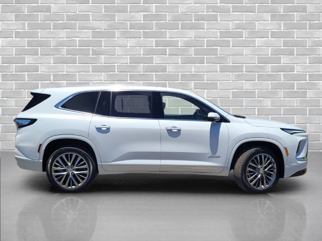 New 2026 Buick Enclave Avenir w/ Super Cruise Package AWD/4WD image 4