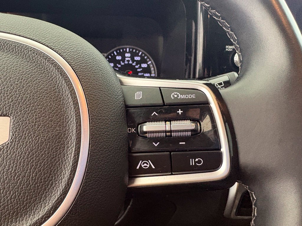 Used 2022 Kia Sorento S FWD image 6