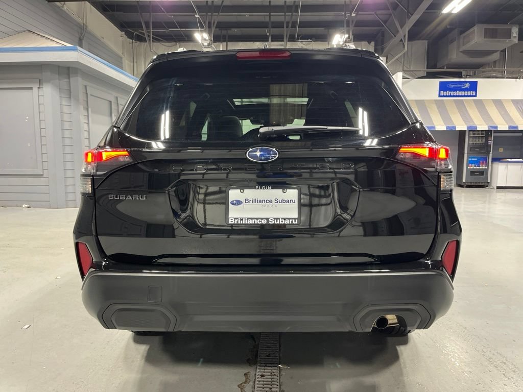 Used 2026 Subaru Forester Premium AWD/4WD image 7