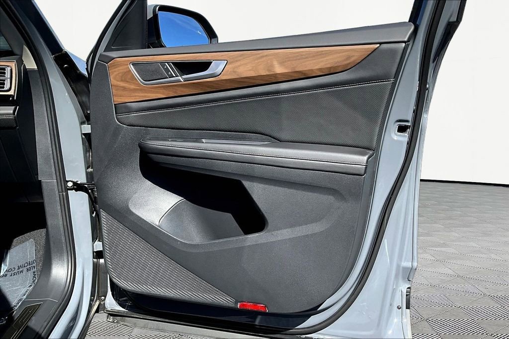 New 2026 Volkswagen Atlas SE image 27